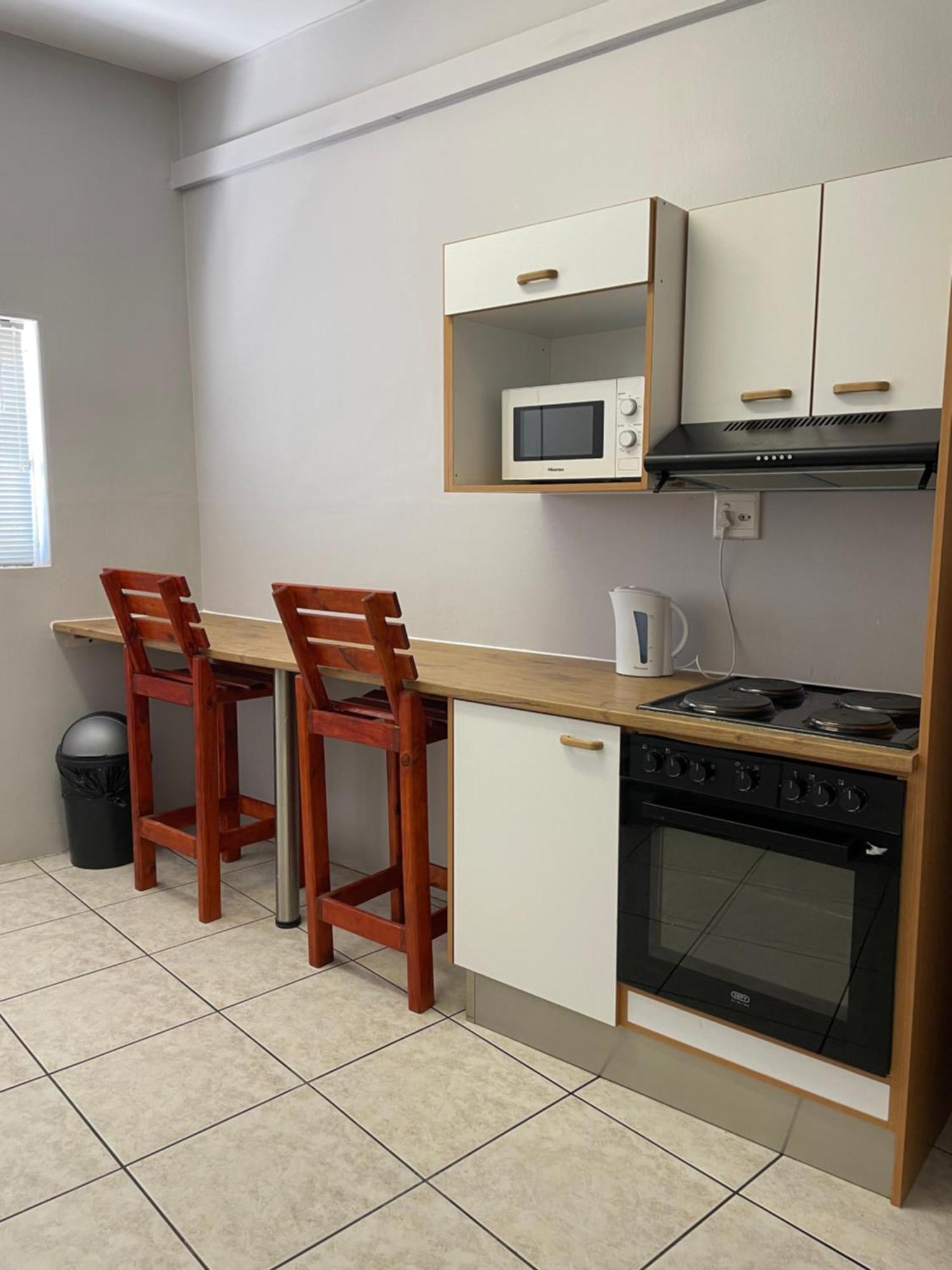 Stern Self Catering Apartments Windhoek Eksteriør billede