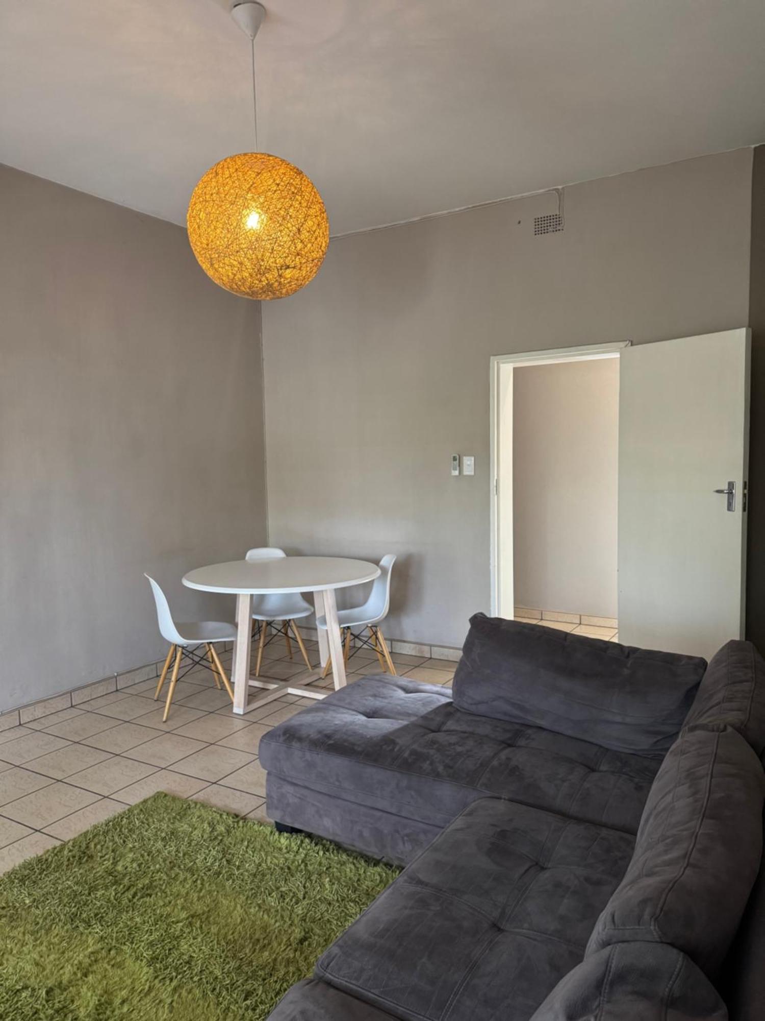 Stern Self Catering Apartments Windhoek Eksteriør billede